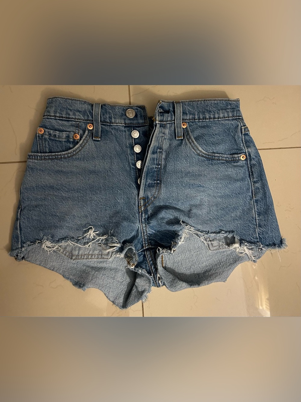 Levi’s 501 Original Distressed Denim Shorts W25 Light Wash High Rise